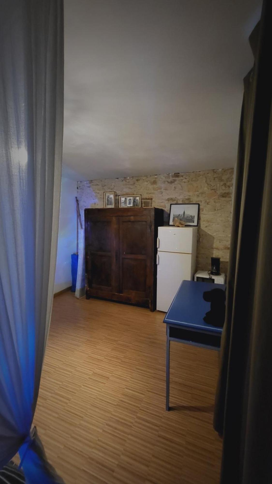 Les Chambres Du Nid Charentais La Poterie  외부 사진